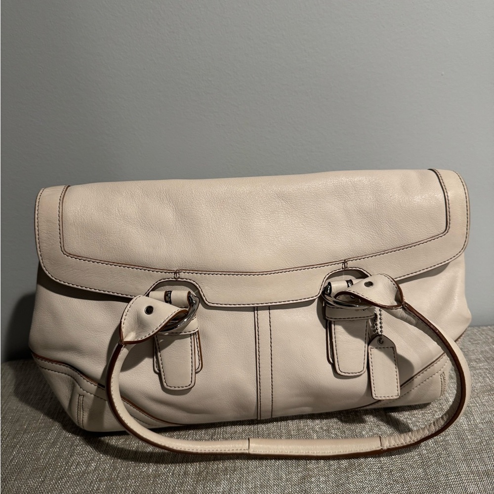 Coach Vintage Y2K Soho Hampton Designer Leather Flap Shoulder Bag